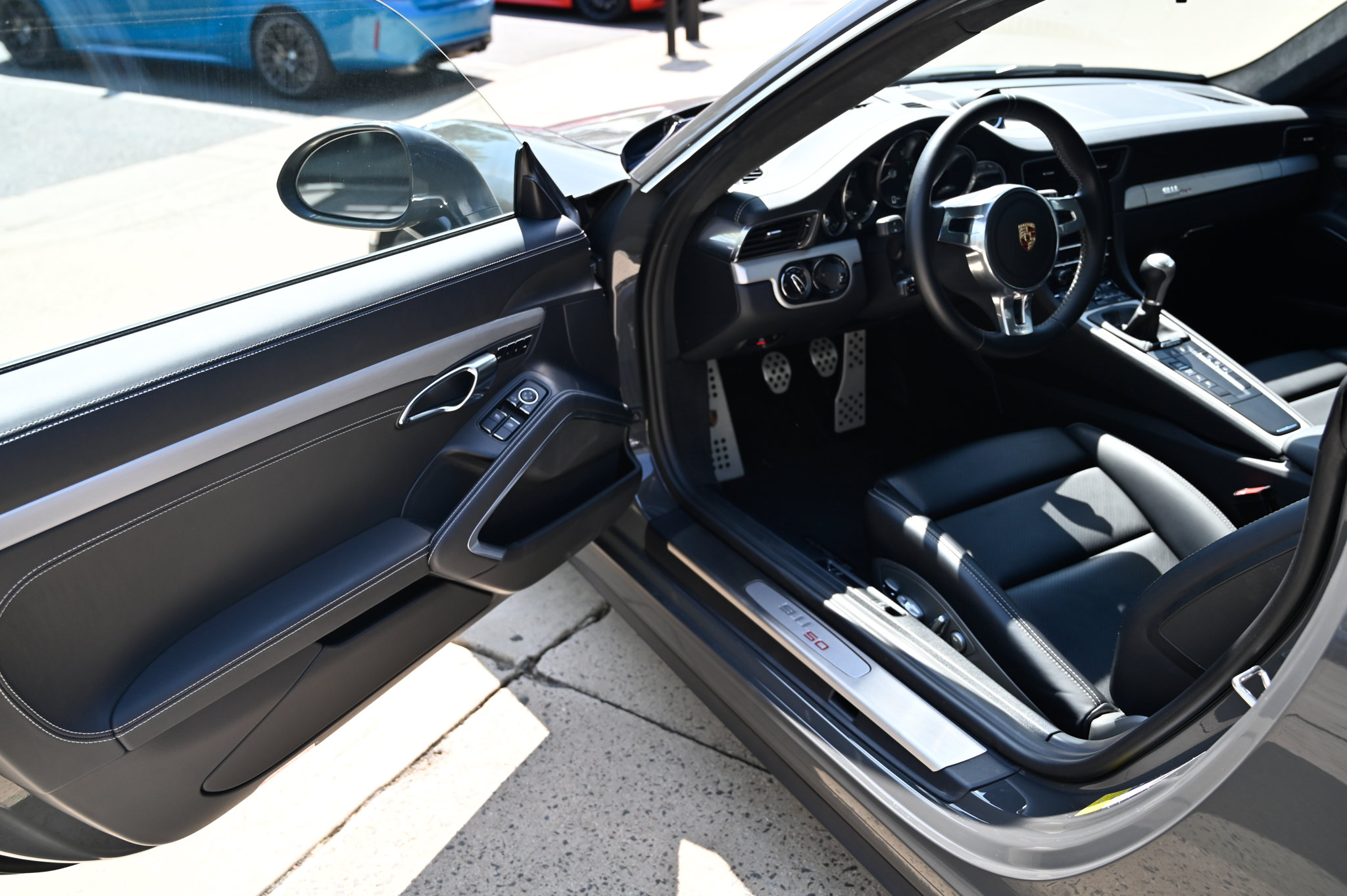 Used 2014 Porsche 911 50th Anniversary Edition RWD image 15