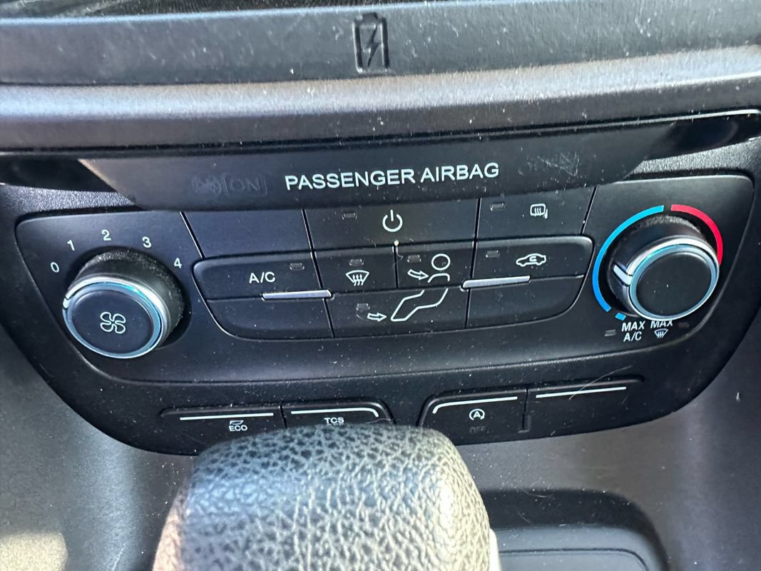 Used 2020 Ford Transit Connect XL FWD image 28