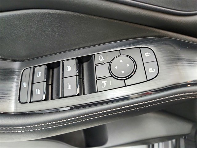 Used 2023 Nissan Rogue SV w/ SV Premium B Package image 30