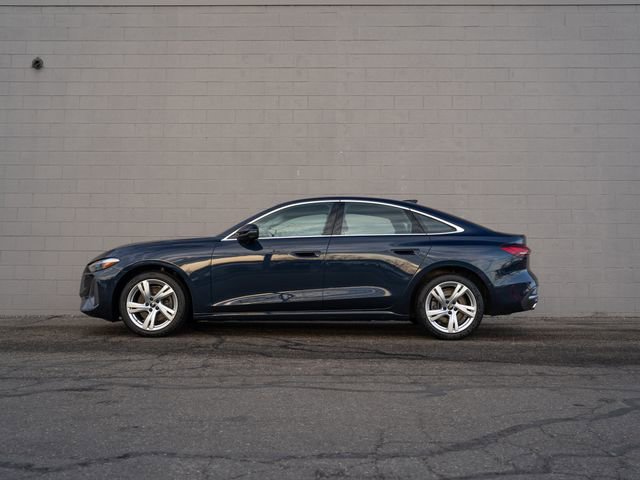 Used 2025 Audi A5 2.0T Premium w/ Convenience Package image 2