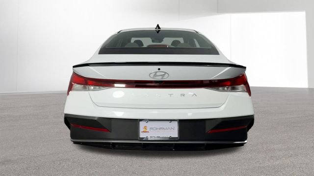 Used 2025 Hyundai Elantra Sport FWD image 8