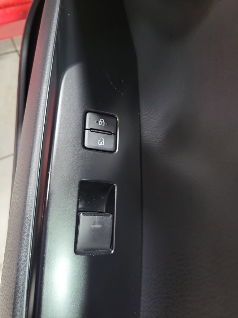 Used 2025 Toyota Camry XLE image 21