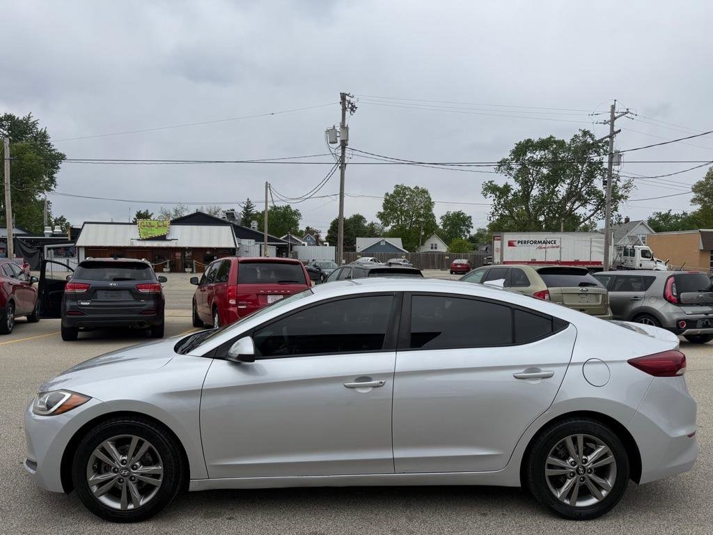Used 2018 Hyundai Elantra SEL w/ Cargo Package FWD image 5