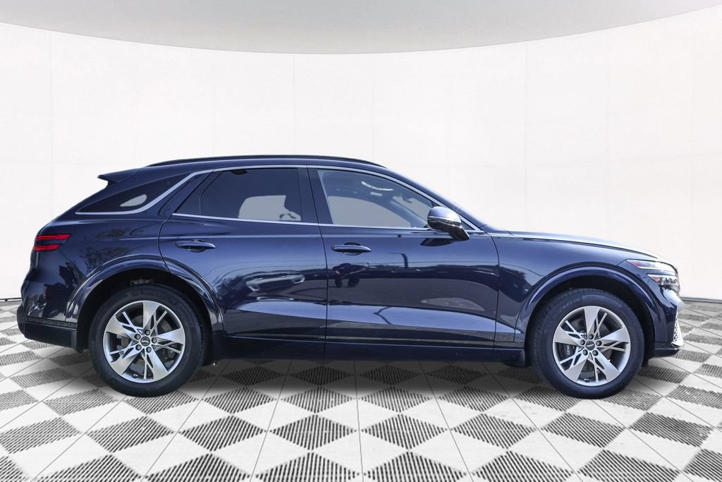 Used 2023 Genesis GV70 3.5T Sport w/ Winter Weather Package AWD/4WD image 13