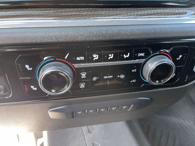 Used 2024 Chevrolet Silverado 3500 LT w/ Safety Package image 18