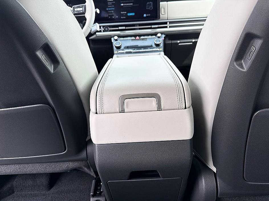 New 2026 Hyundai Santa Fe SEL image 7