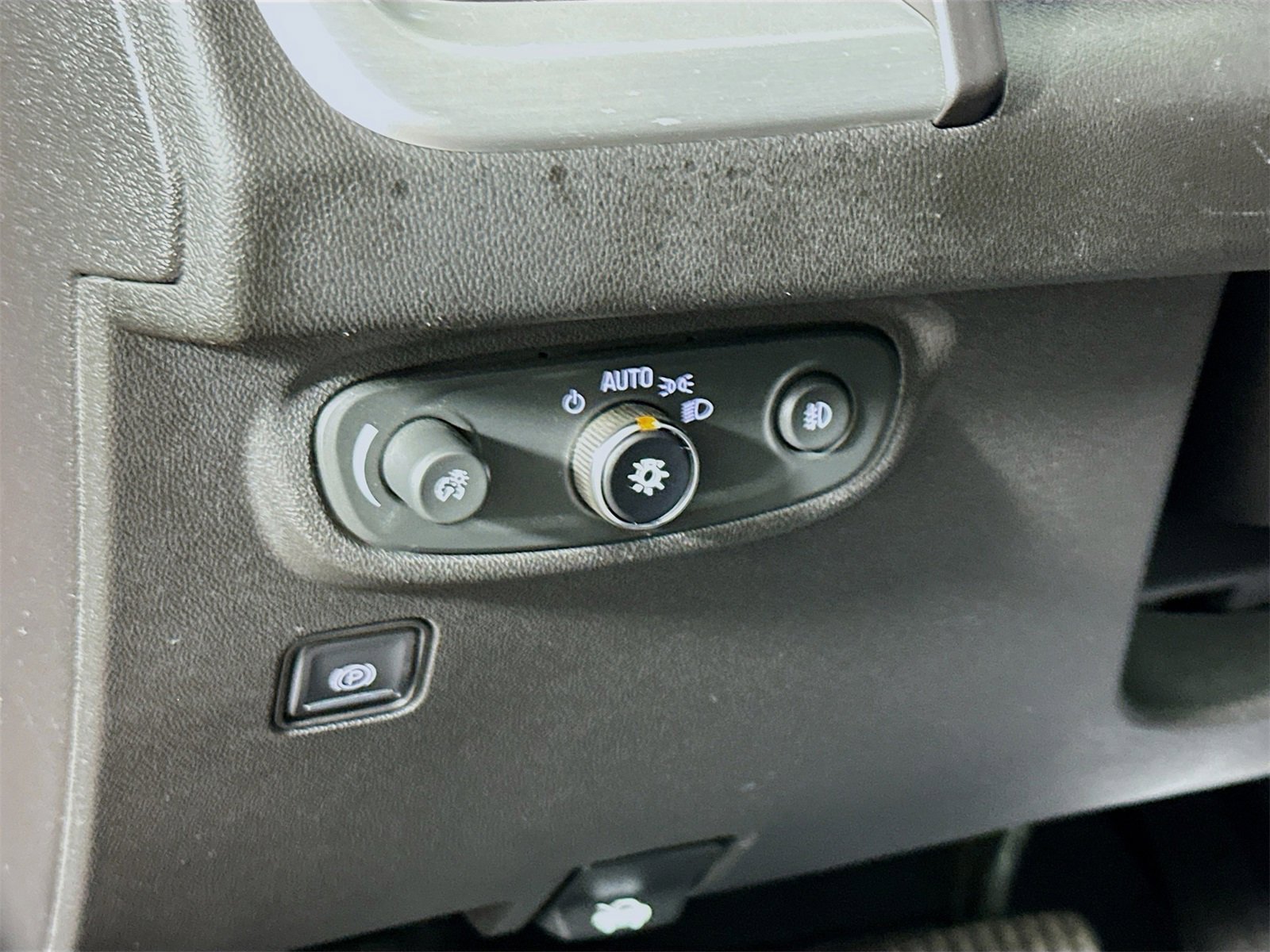 Used 2019 GMC Terrain SLT w/ Preferred Package image 10