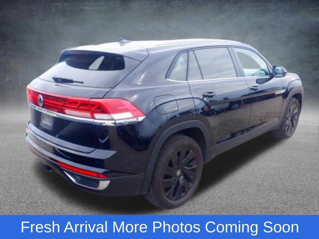 Used 2025 Volkswagen Atlas Cross Sport SE image 5