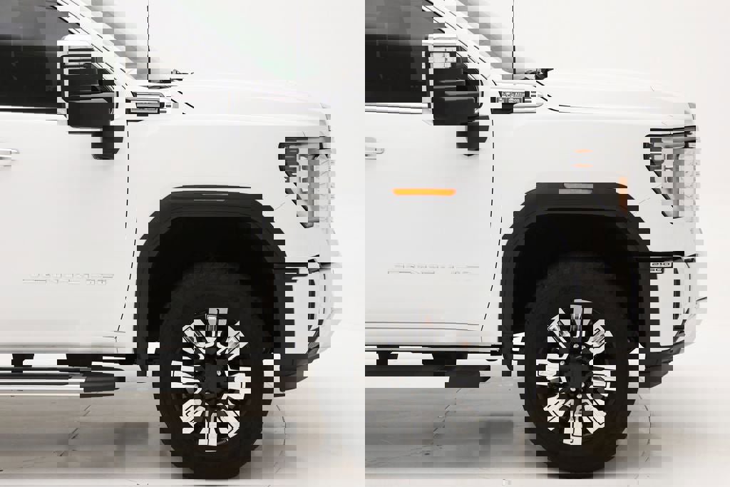 Used 2024 GMC Sierra 2500 Denali w/ Denali Reserve Package image 4