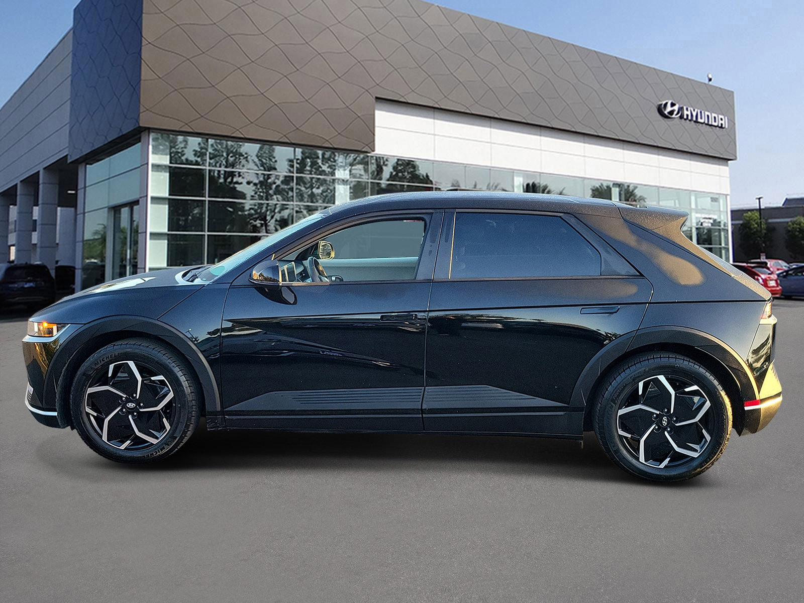 Certified 2024 Hyundai Ioniq 5 SEL RWD image 3