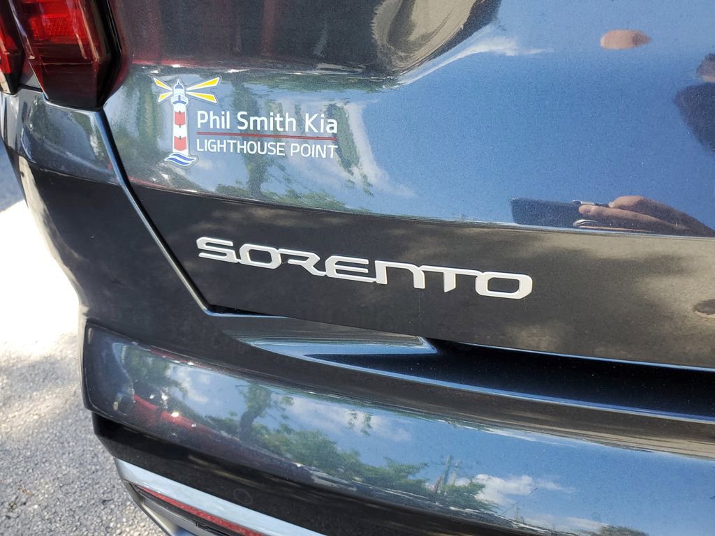 Certified 2023 Kia Sorento EX w/ Panoramic Sunroof Package image 6