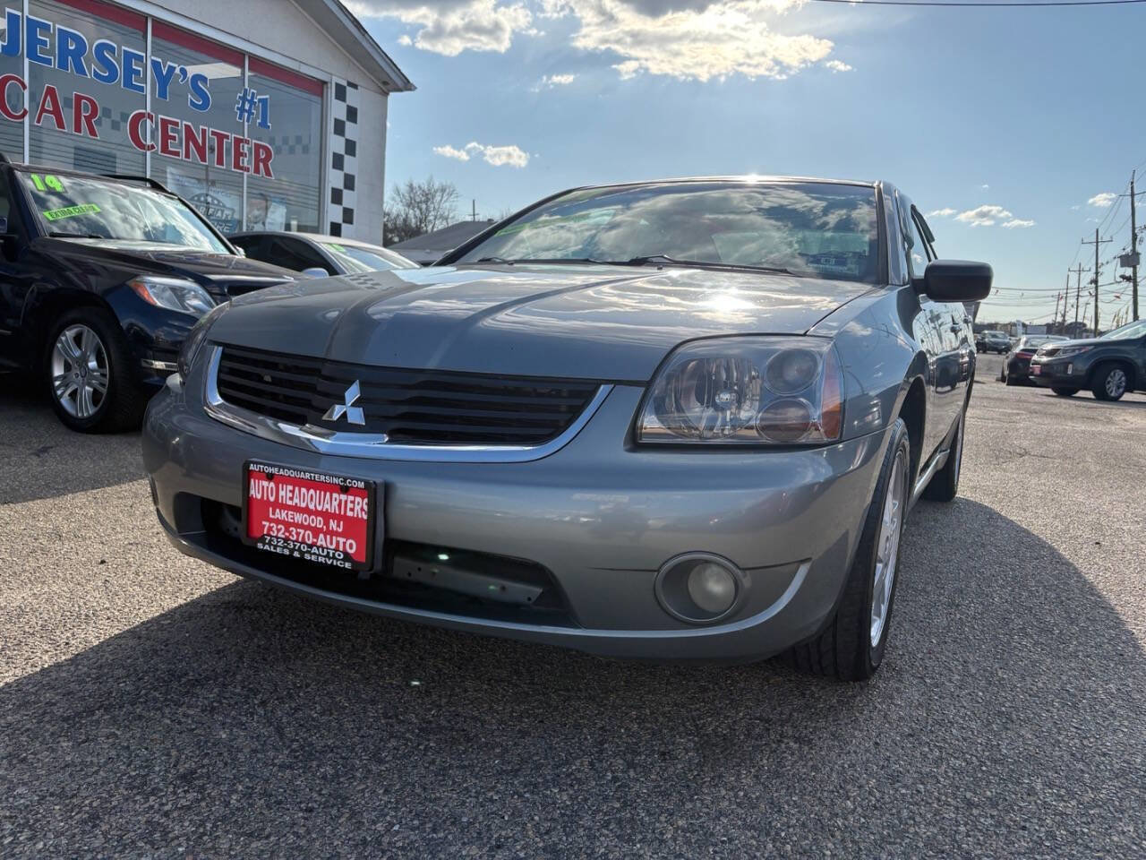 Used 2007 Mitsubishi Galant ES image 2
