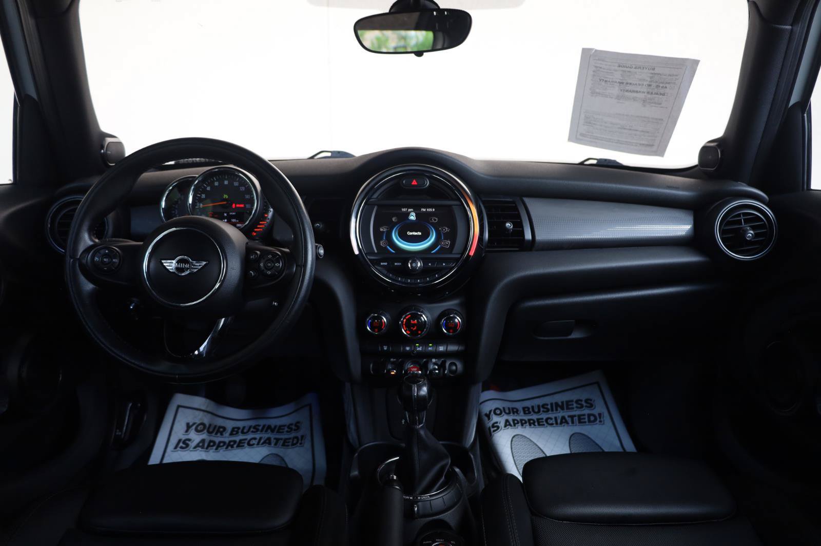 Used 2015 MINI Cooper 4-Door Hardtop FWD image 29