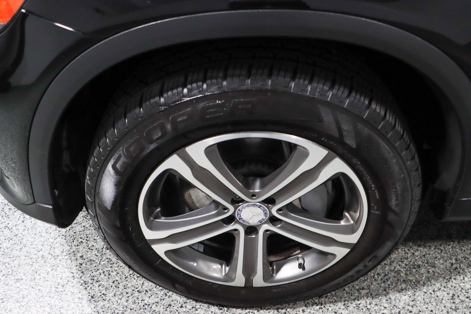 Used 2016 Mercedes-Benz GLC 300 4MATIC image 8