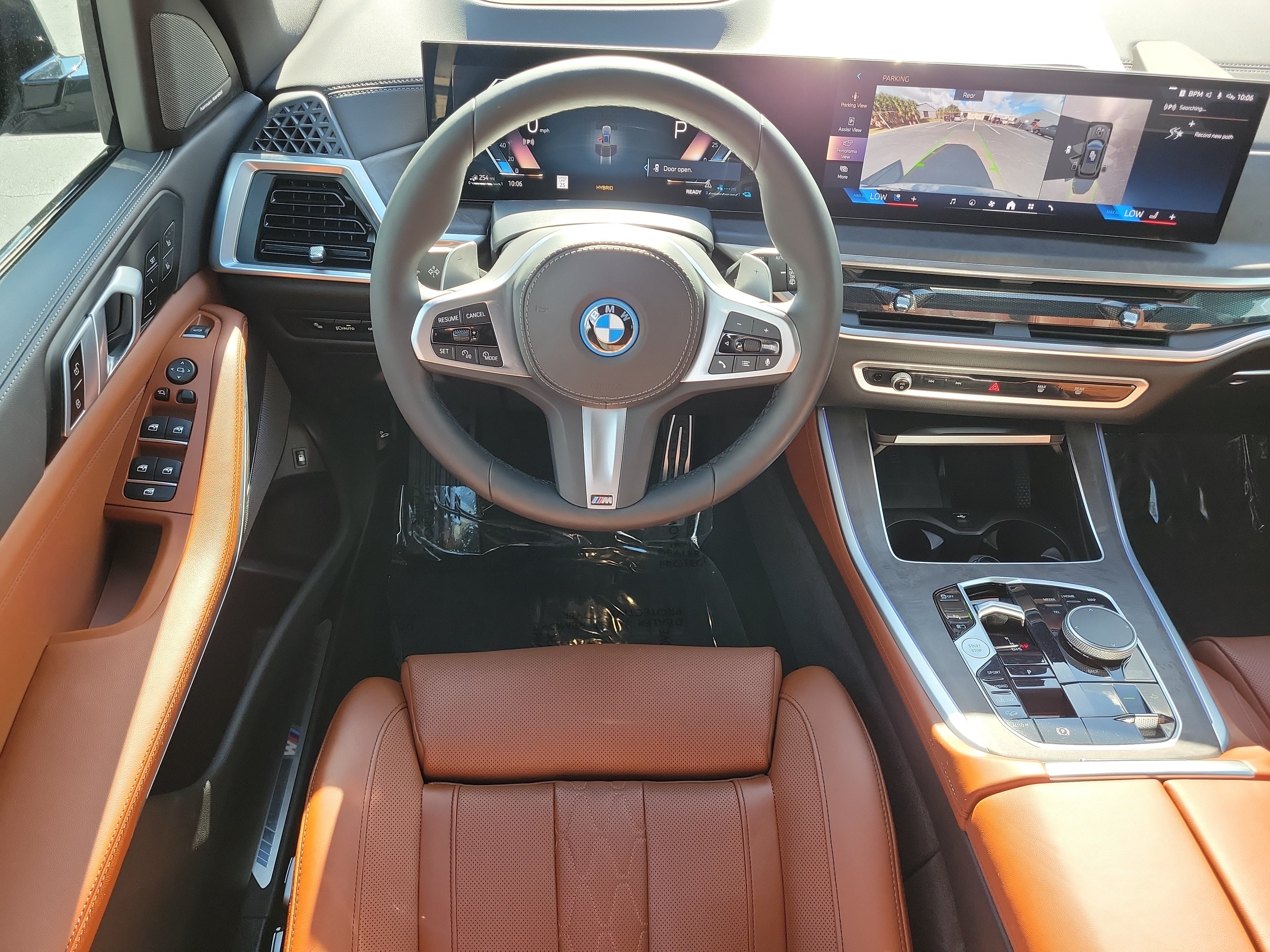 Used 2026 BMW X5 xDrive50e w/ M Sport Package AWD/4WD image 15