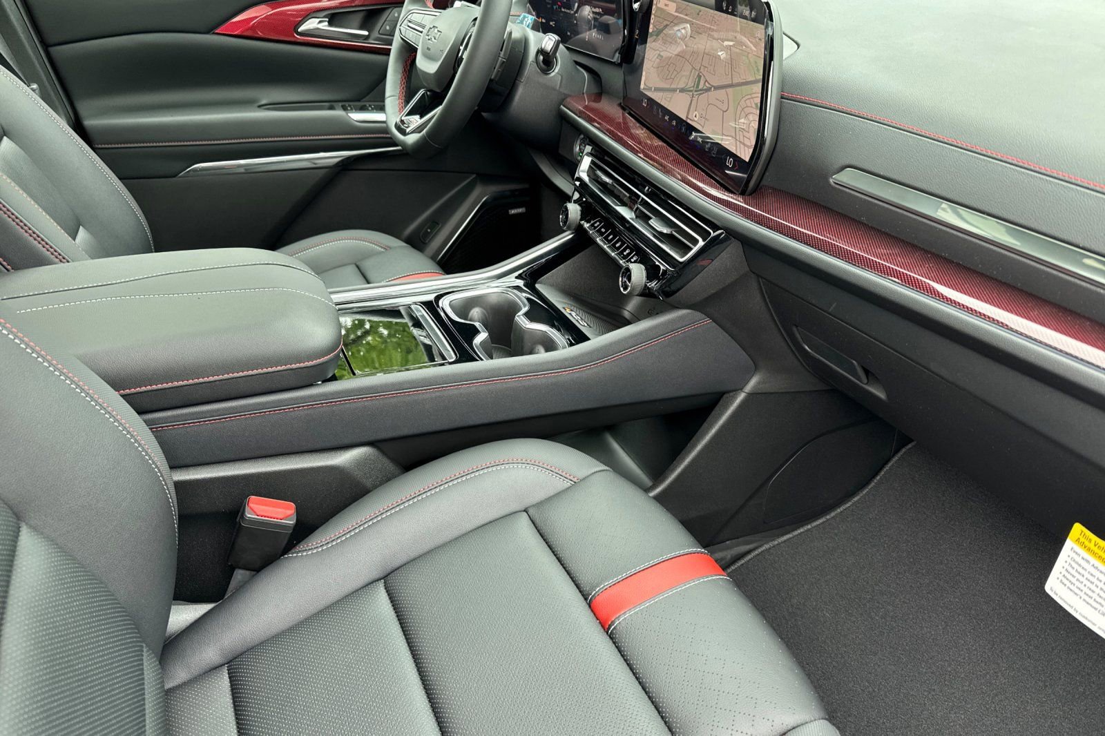 Used 2026 Chevrolet Traverse RS image 16