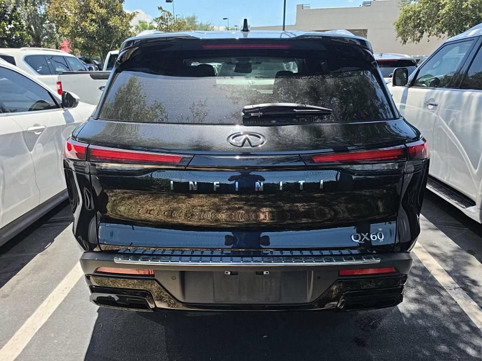 Certified 2023 INFINITI QX60 Luxe w/ Cargo Package FWD image 3