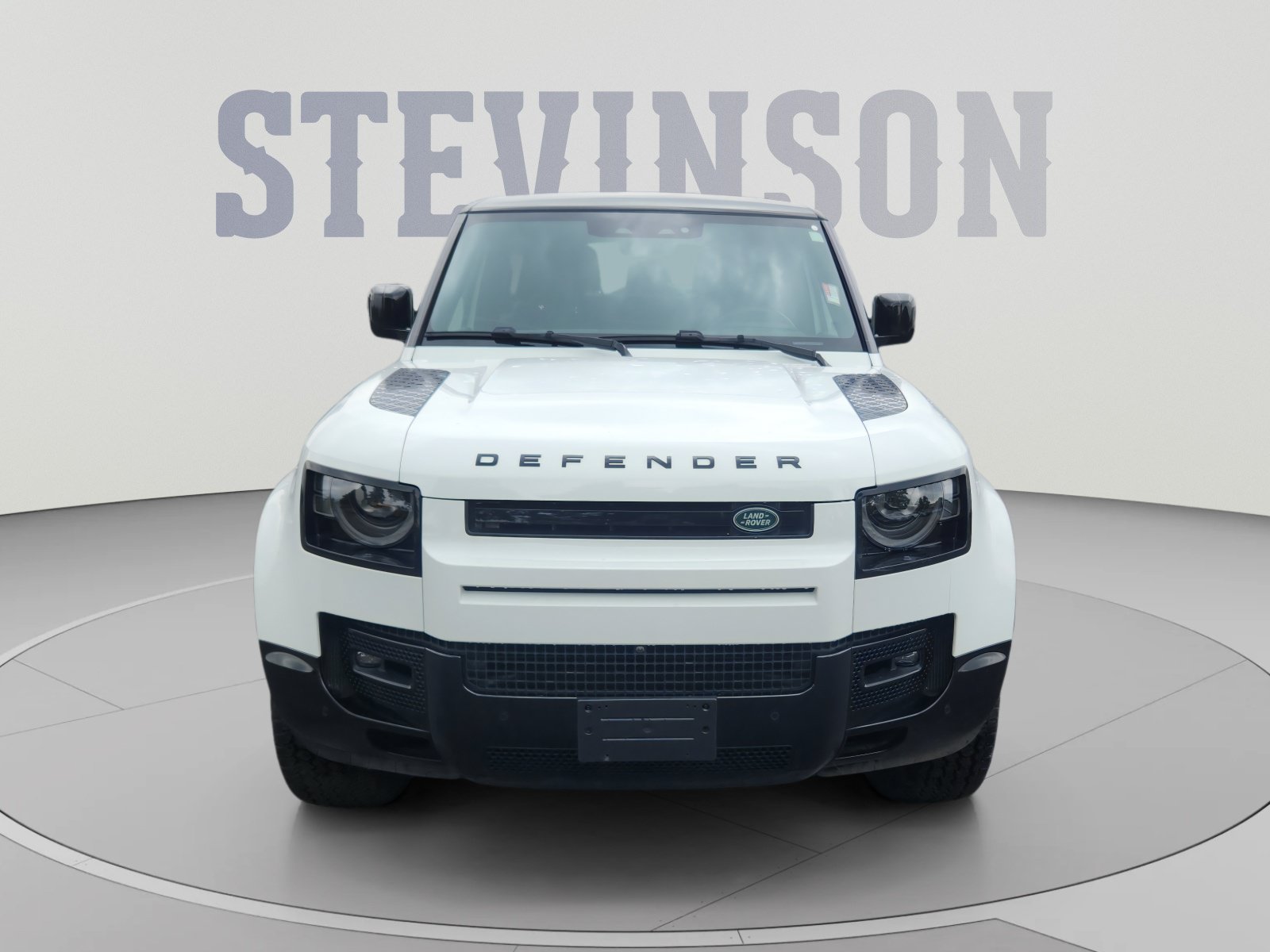 Used 2024 Land Rover Defender 90 X-Dynamic SE AWD/4WD image 8