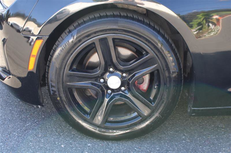 Used 2019 Chevrolet Camaro LT image 17