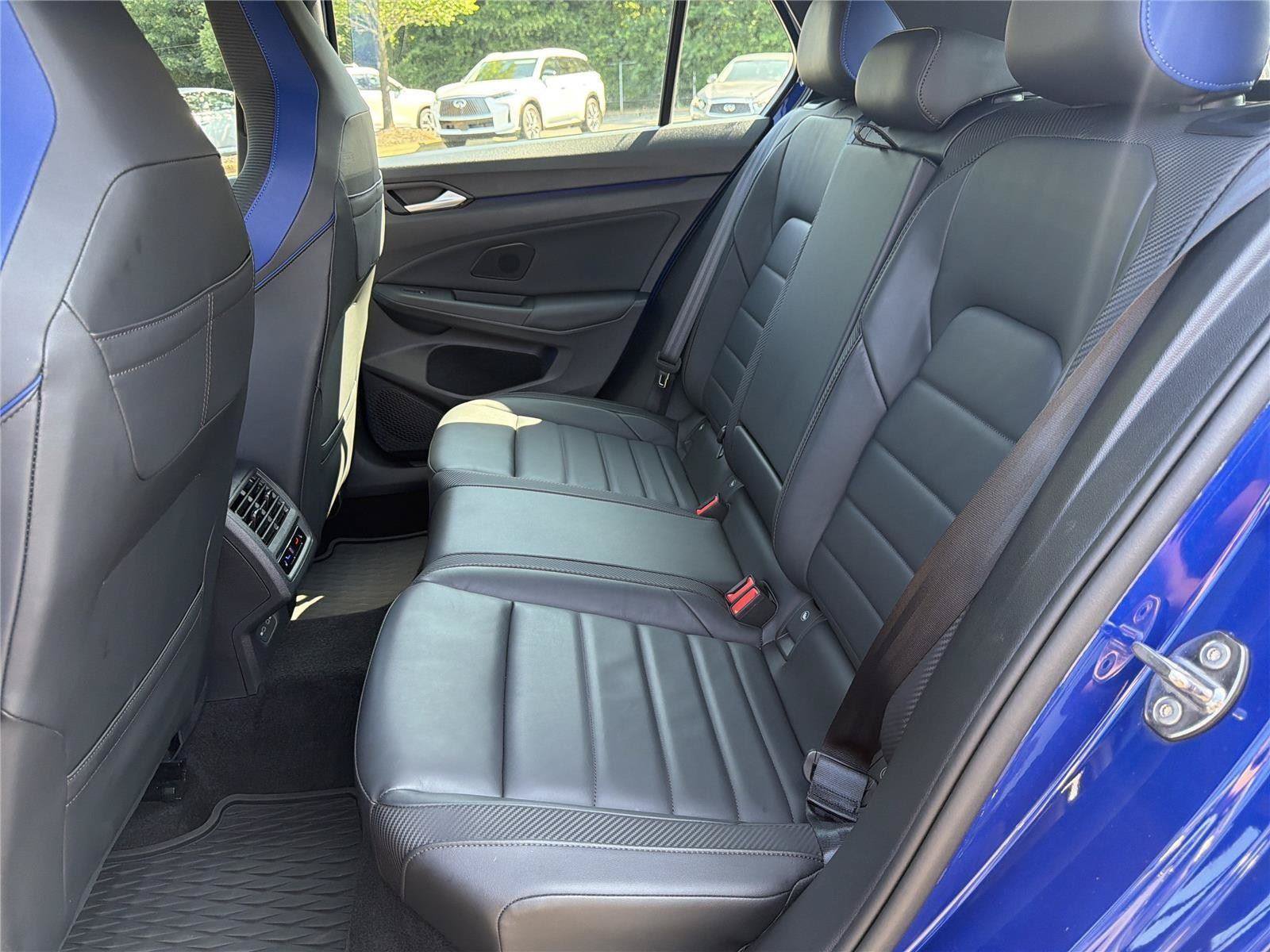 Used 2024 Volkswagen Golf R AWD/4WD image 27