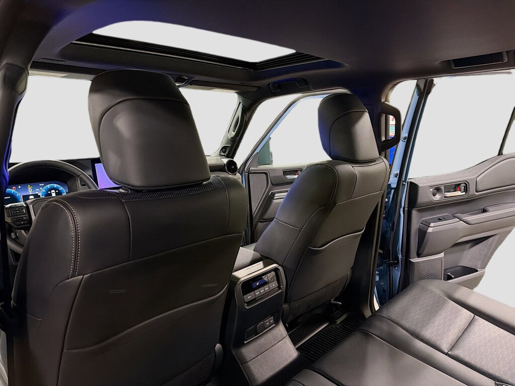 New 2026 Toyota Land Cruiser image 7