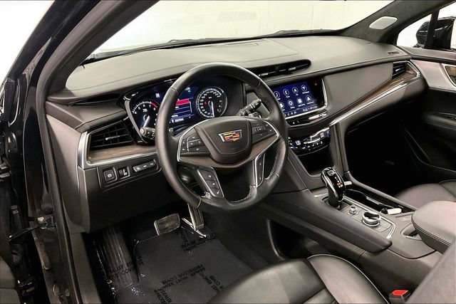 Used 2024 Cadillac XT5 Sportv w/ Platinum Package AWD/4WD image 16