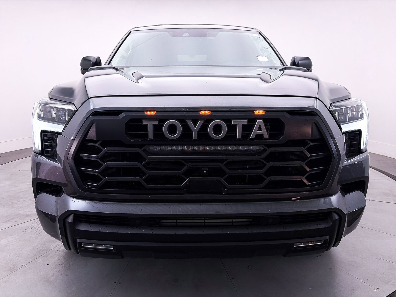 Used 2023 Toyota Sequoia TRD Pro AWD/4WD image 10