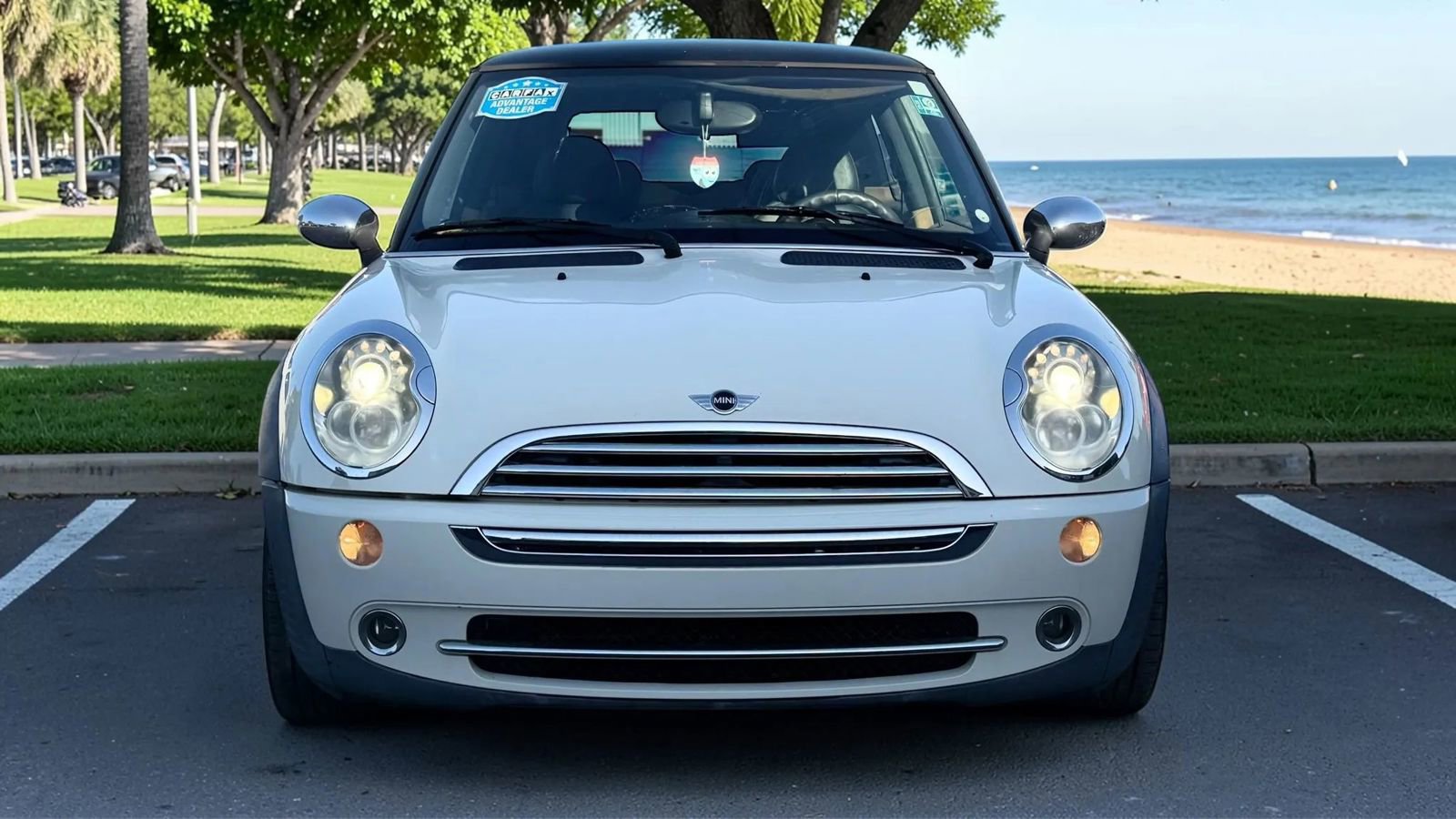 Used 2005 MINI Cooper Hardtop image 3