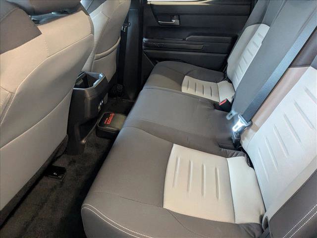 Used 2025 Toyota Tacoma TRD Off-Road image 18