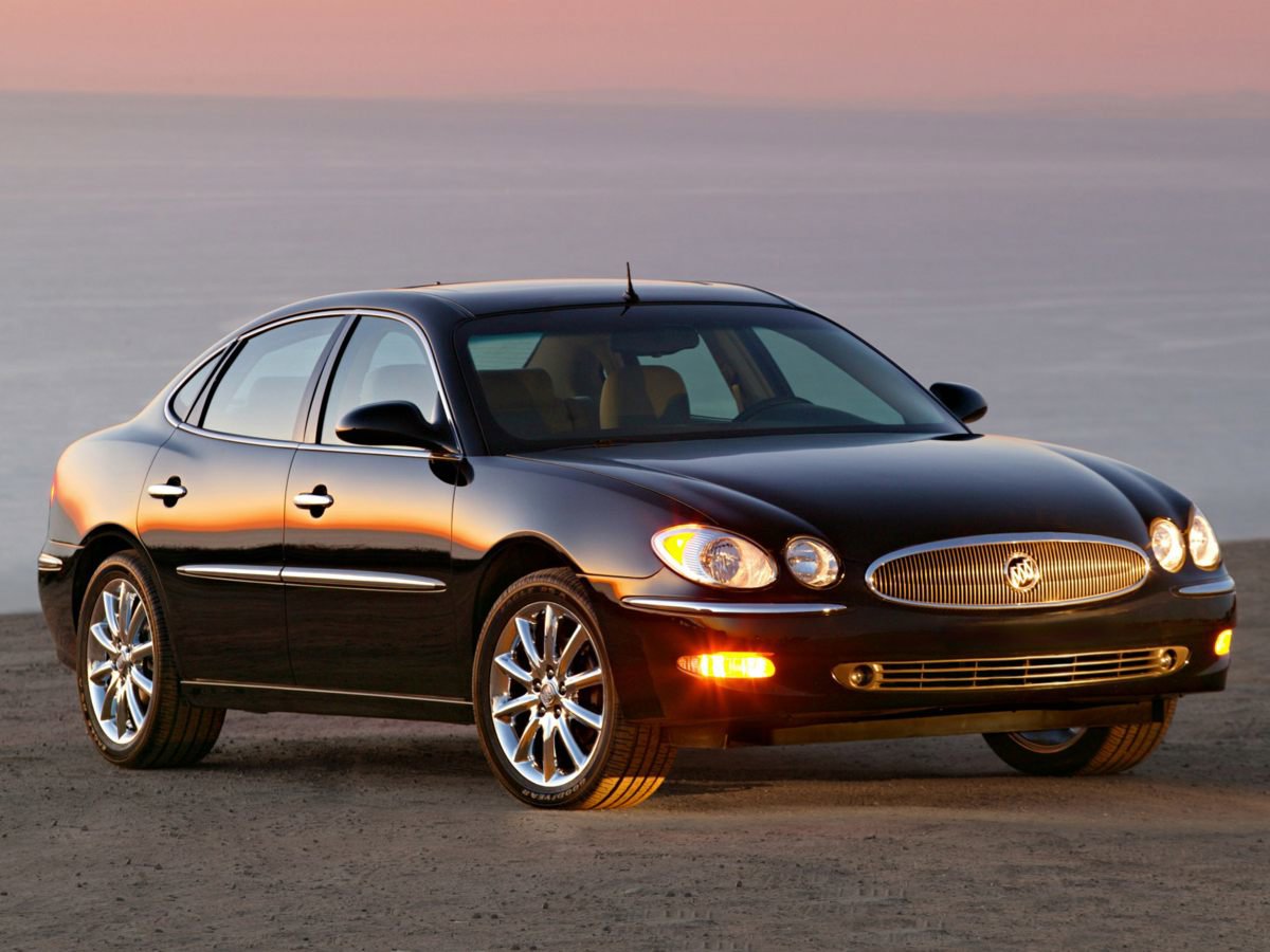 Used 2005 Buick LaCrosse CX w/ Silver Convenience Package