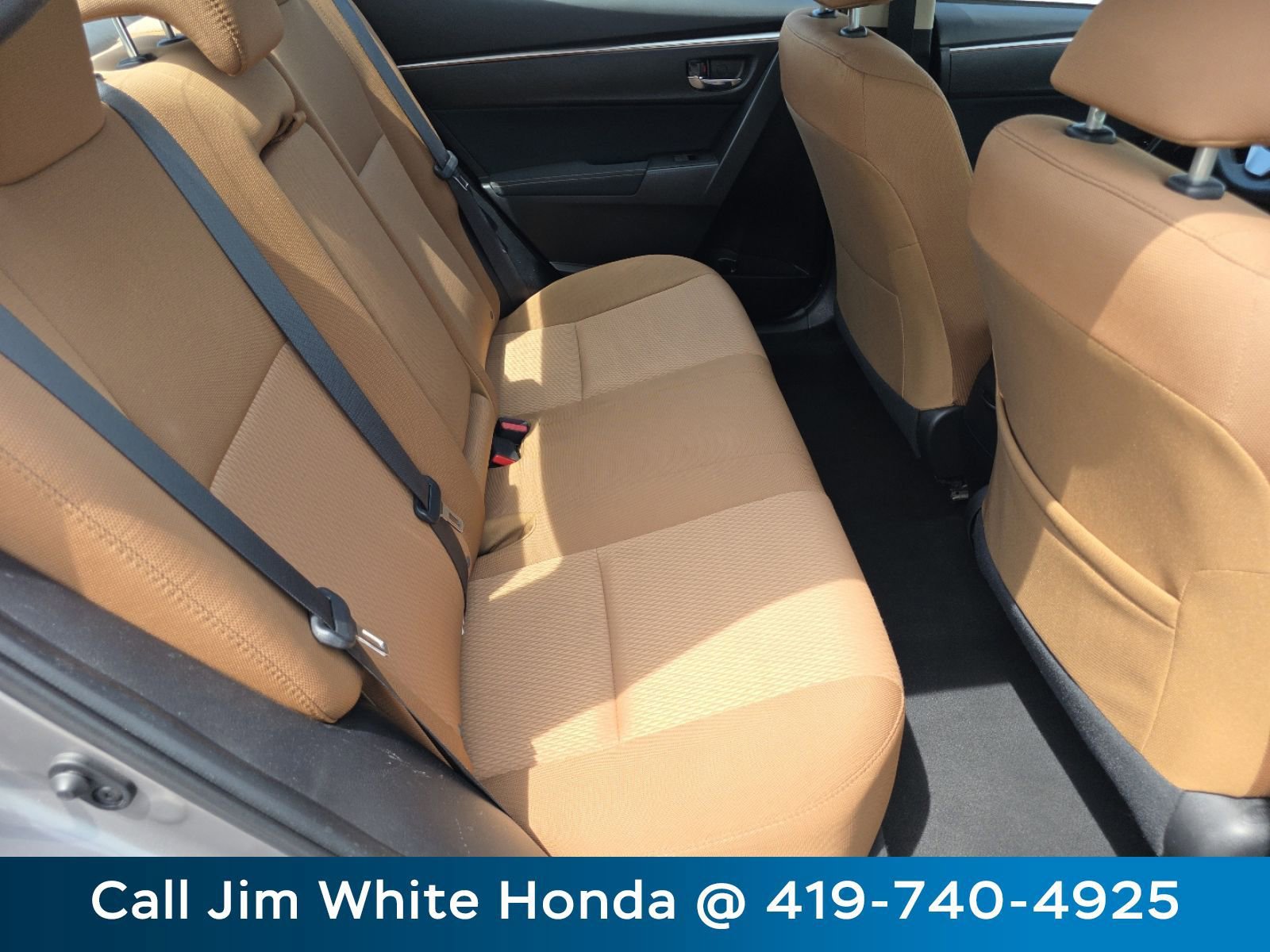 Used 2016 Toyota Corolla LE FWD image 18
