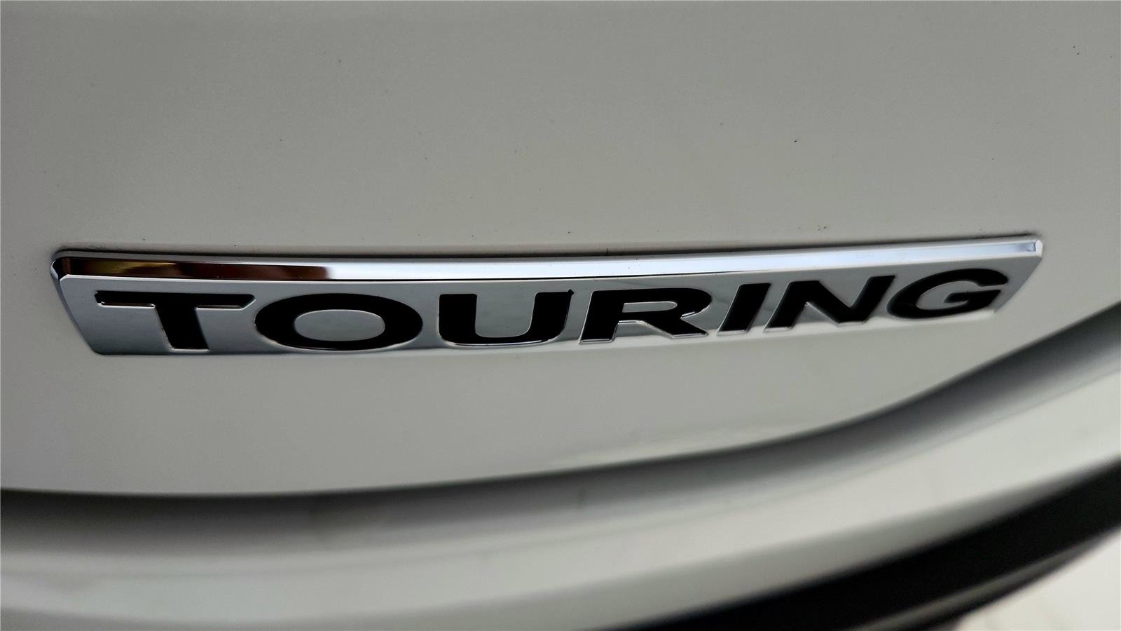 Used 2023 Honda Pilot Touring image 14