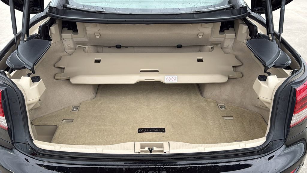 Used 2011 Lexus IS 250C w/ Luxury Pkg RWD image 24
