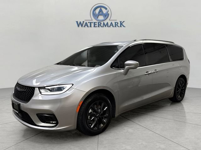 Used 2021 Chrysler Pacifica Touring w/ S Appearance Package