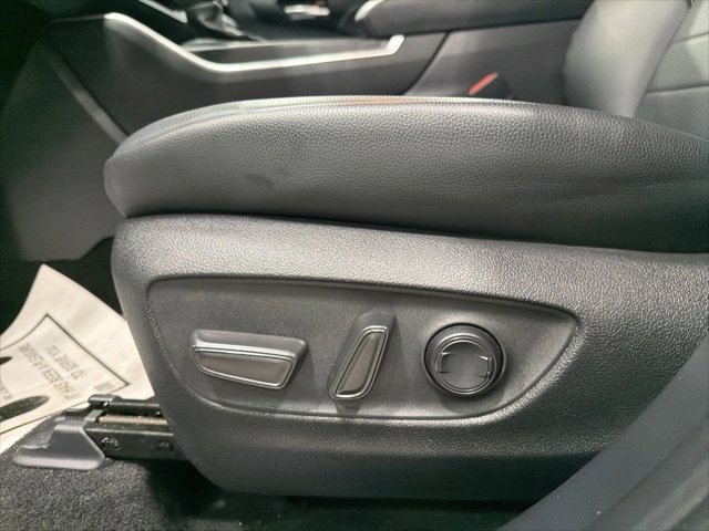 Certified 2024 Toyota Highlander AWD image 16