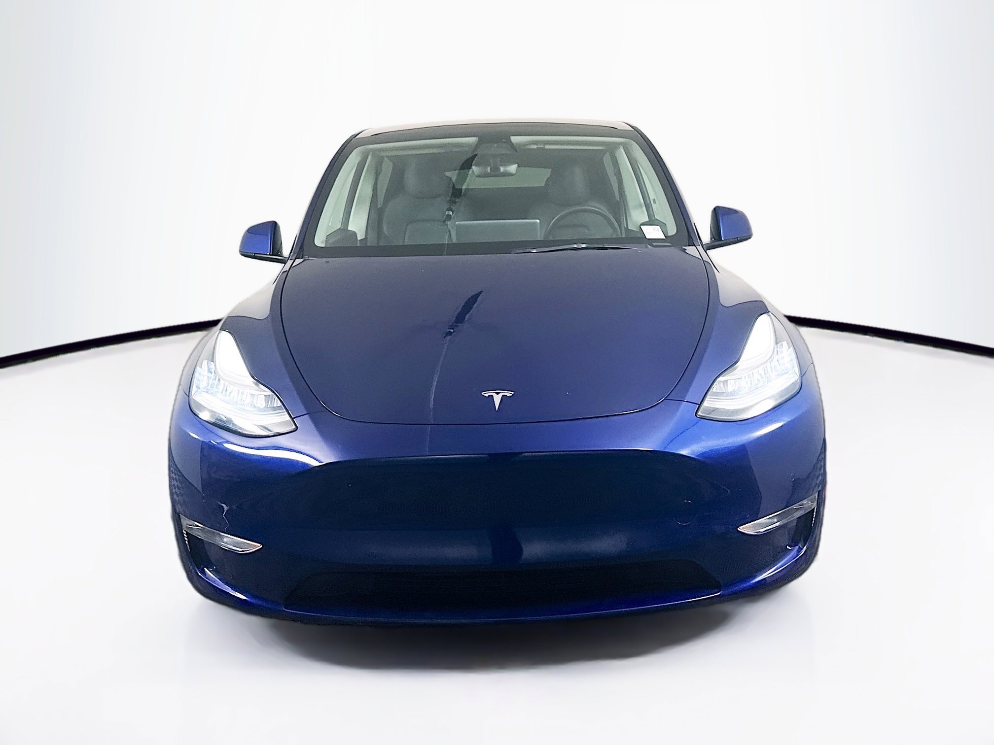 Used 2022 Tesla Model Y Long Range image 2
