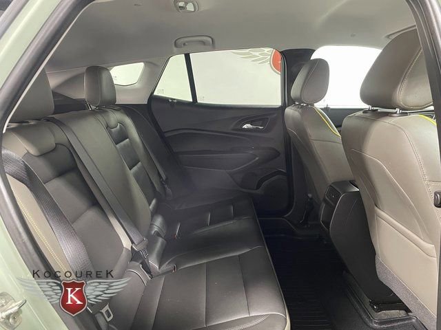 Used 2024 Chevrolet Trax ACTIV w/ Driver Confidence Package FWD image 22
