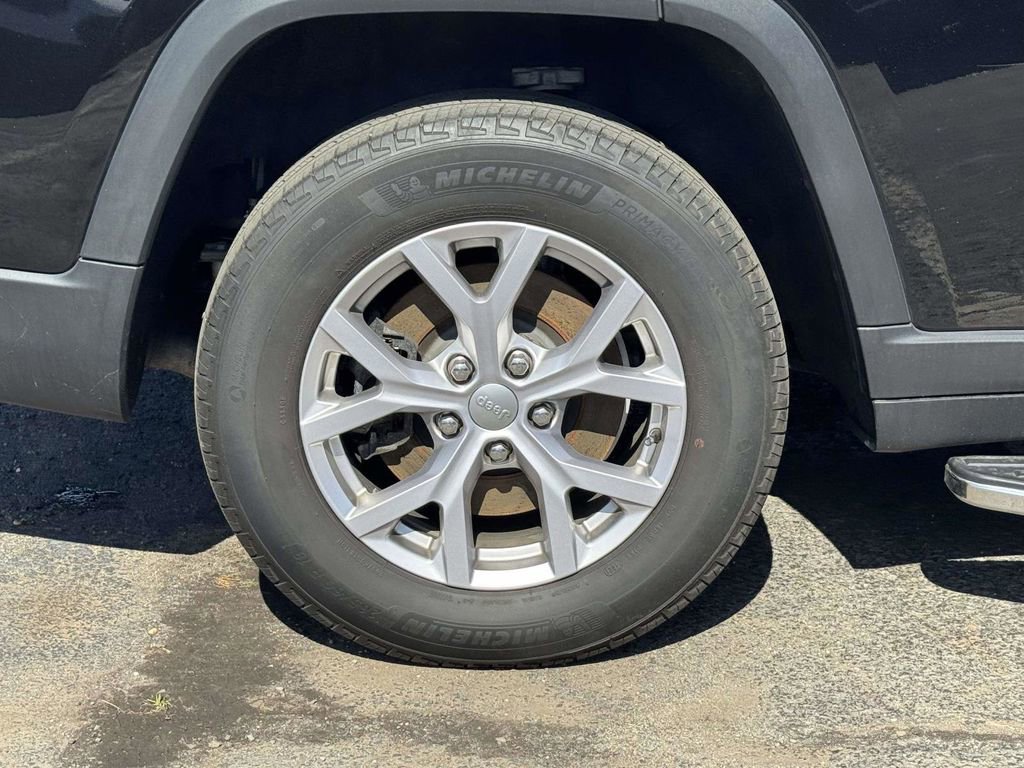 Used 2022 Jeep Grand Cherokee L Limited AWD/4WD image 5