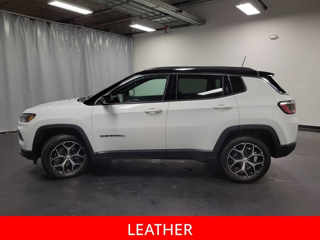 Used 2024 Jeep Compass Limited AWD/4WD image 5