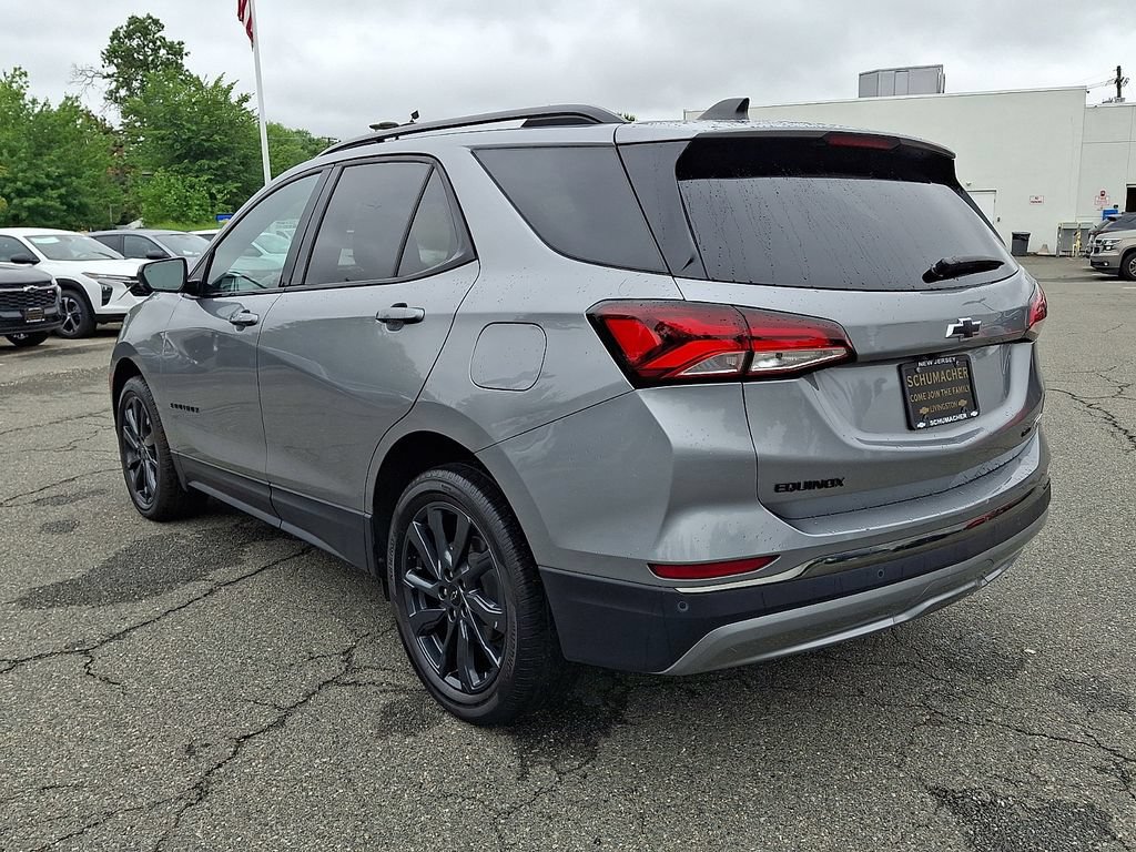 Certified 2023 Chevrolet Equinox RS AWD/4WD image 4