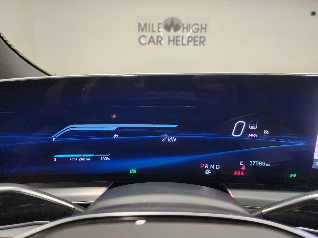 Used 2024 Cadillac Lyriq Sport image 23