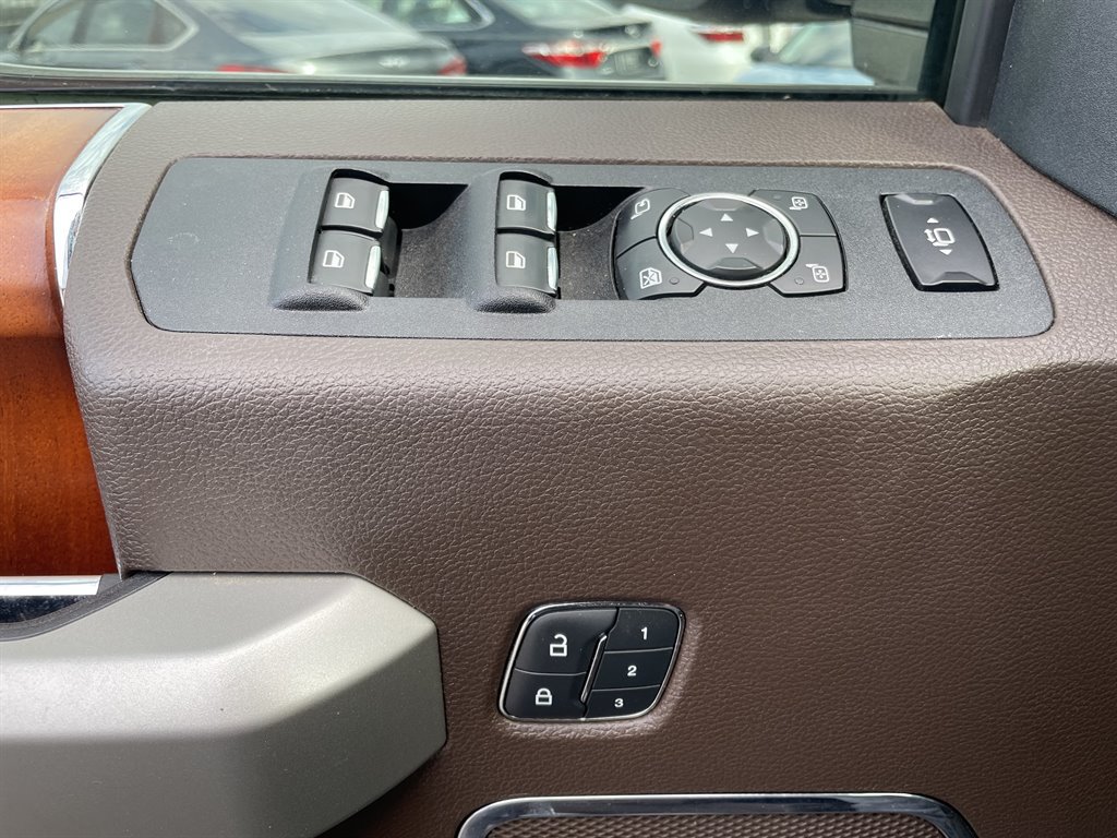 Used 2018 Ford F450 King Ranch w/ King Ranch Ultimate Package AWD/4WD image 35