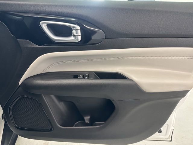 Used 2025 Jeep Compass Limited AWD/4WD image 24