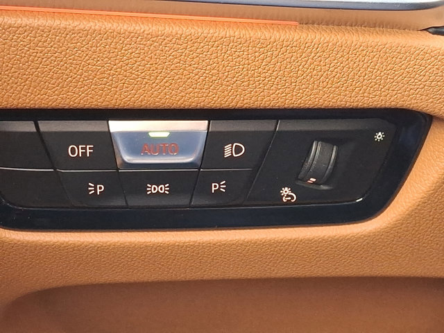 Certified 2022 BMW 430i xDrive Convertible w/ Premium Package image 12