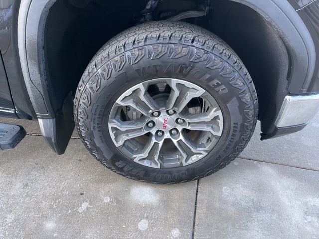 Certified 2024 GMC Sierra 1500 SLE w/ Preferred Package image 24