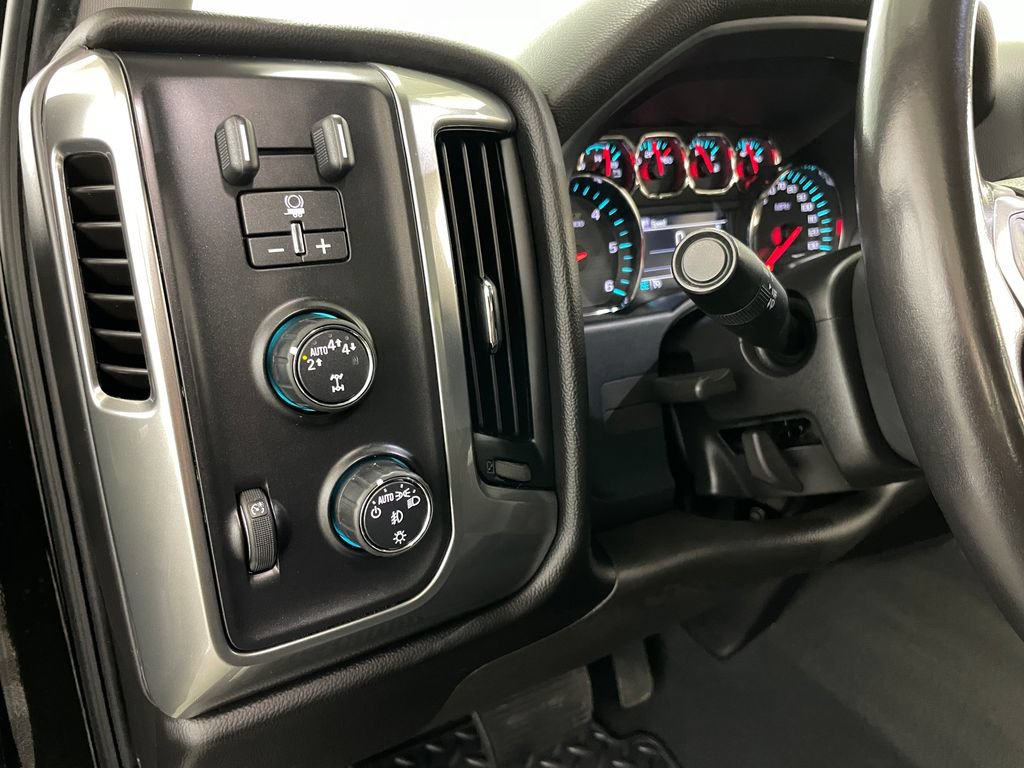 Certified 2018 Chevrolet Silverado 1500 LT w/ All Star Edition AWD/4WD image 25
