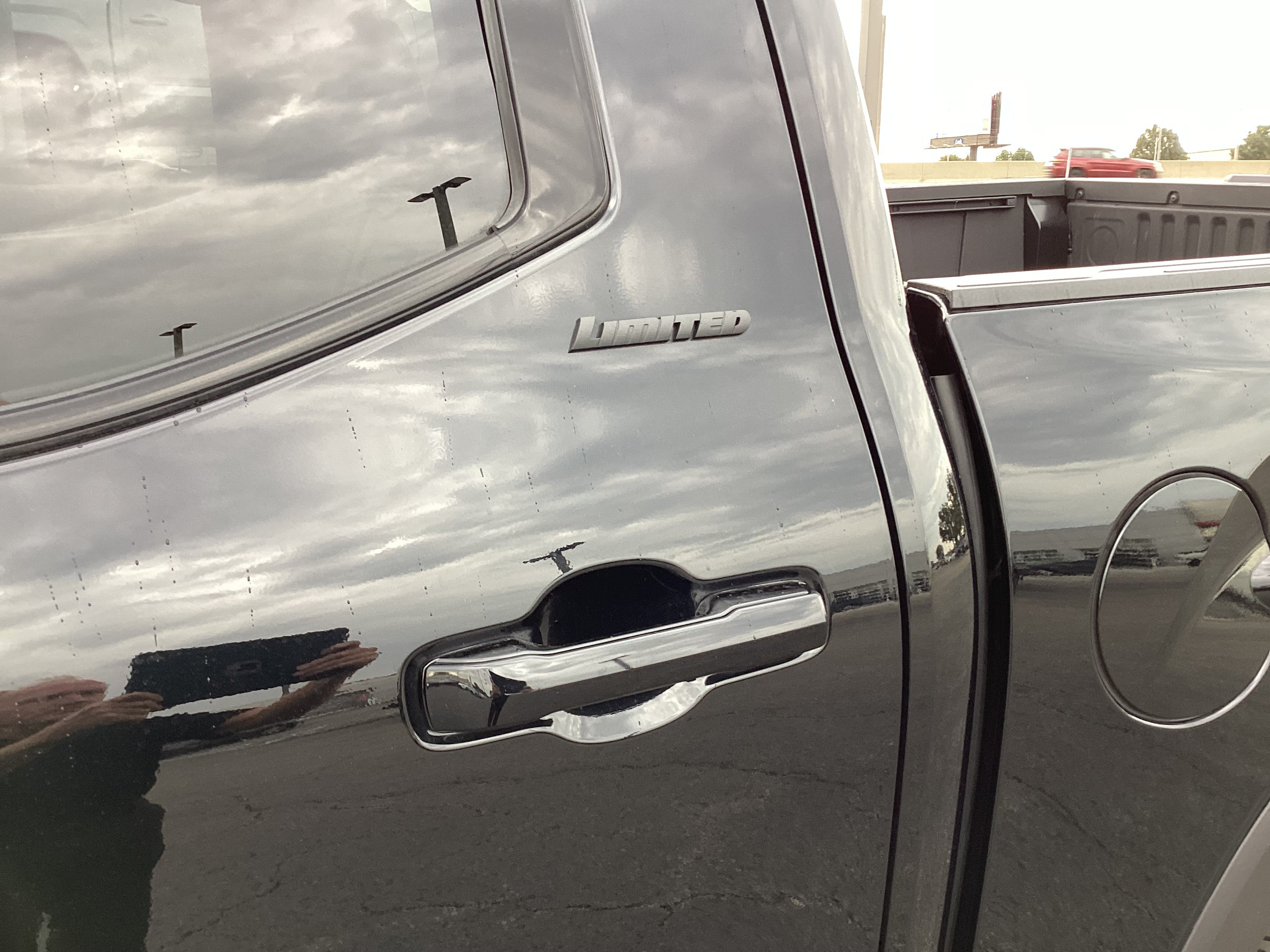 Used 2024 Toyota Tundra Limited w/ TRD Off-Road Package AWD/4WD image 29