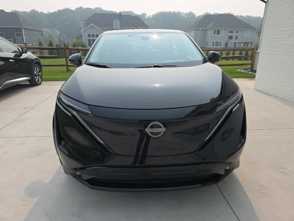 Used 2023 Nissan Ariya AWD/4WD video 3