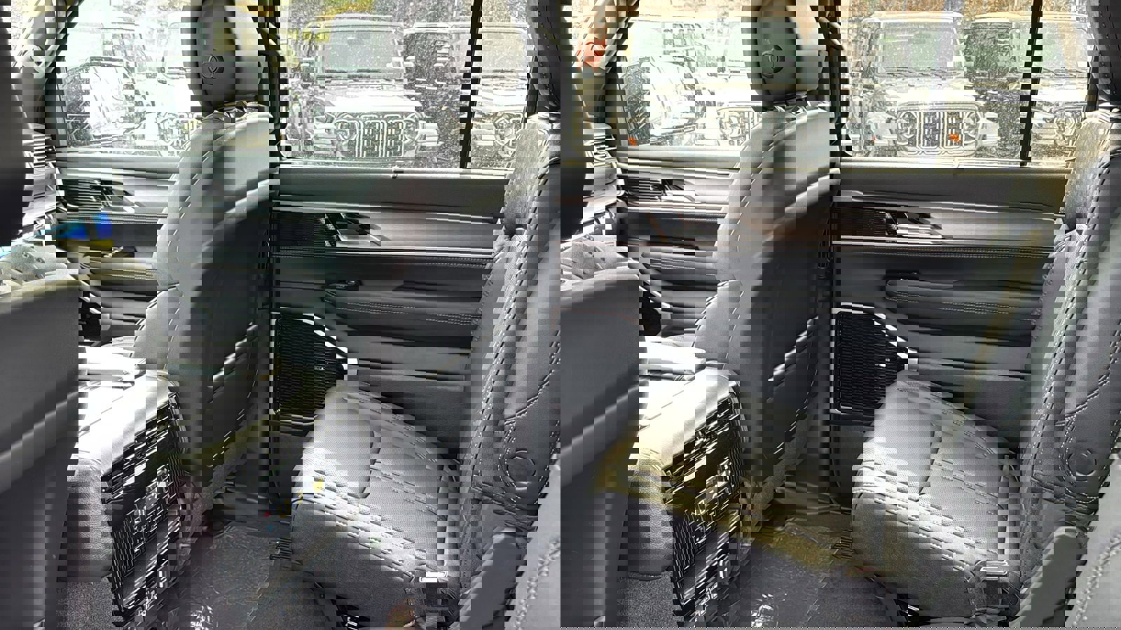 New 2026 Jeep Grand Wagoneer Limited image 28