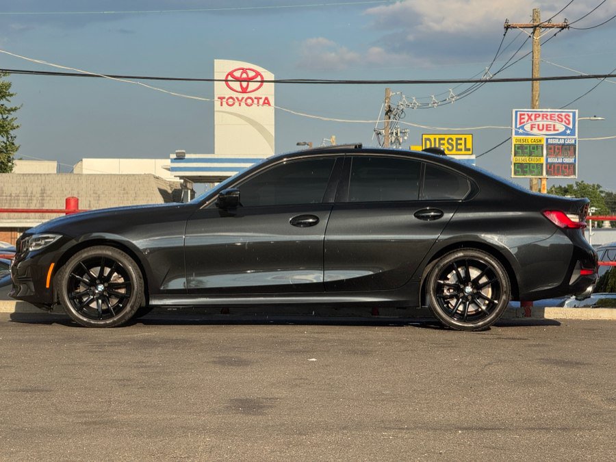 Used 2020 BMW 330i xDrive Sedan w/ Premium Package AWD/4WD image 8